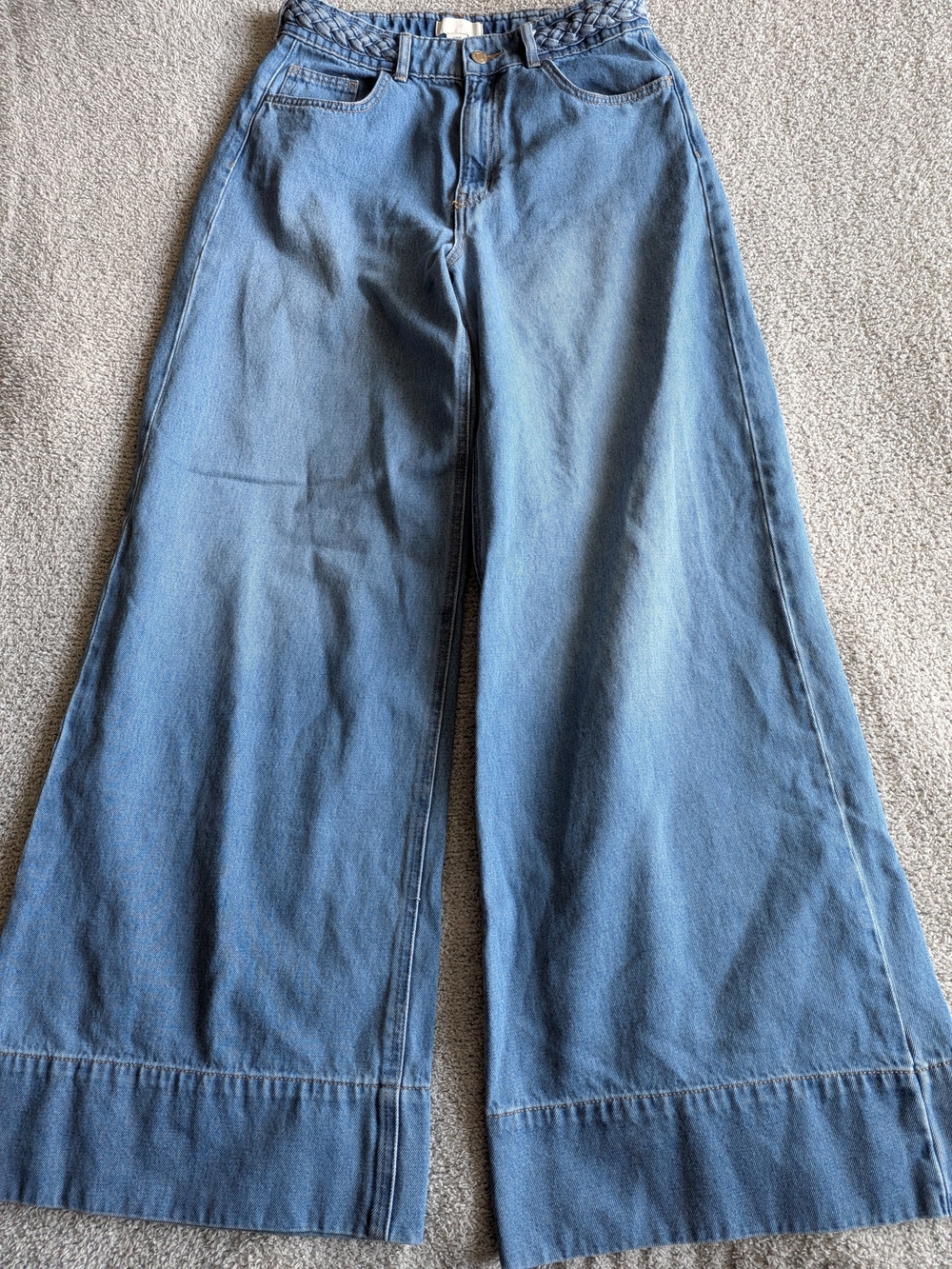 H&M Light Blue Wide Leg Flare Jeans - Picture 2 of 6